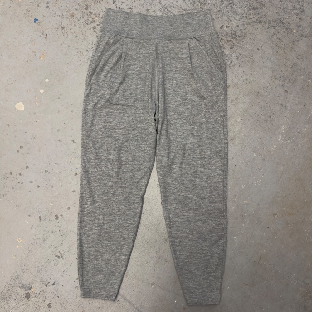 Vuori Lux At Ease Harem Pants Heather Grey VW427 Womens Medium High Rise Joggers